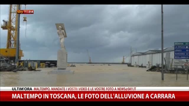 Maltempo Toscana, le foto dell'alluvione a Carrara