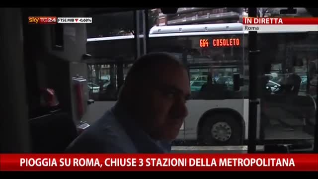 Pioggia su Roma, chiuse 3 stazioni della metropolitana