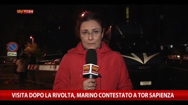 Visita dopo la rivolta, Marino contestato a Tor Sapienza