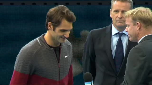 Finale in fumo, Federer dà forfait: vince Djokovic