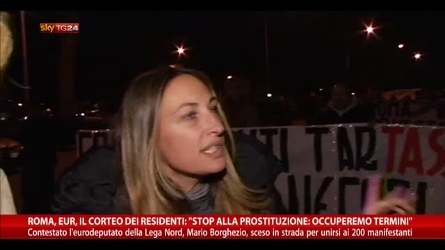 Roma, EUR, corteo dei residenti: "Stop alla prostituzione"