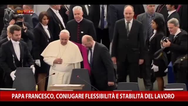 Papa Francesco, coniugare flessibilità e stabilità lavoro