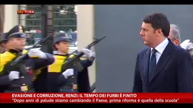 Evasione e corruzione, Renzi: il tempo dei furbi è finito