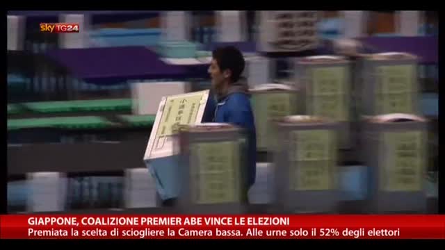 Giappone, coalizione premier Abe vince le elezioni