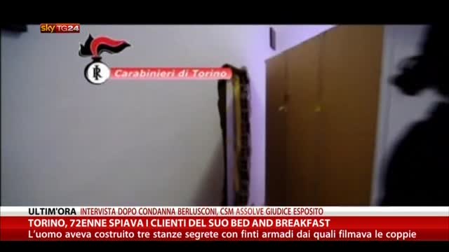 Torino, 72enne spiava i clienti del suo bed and breakfast