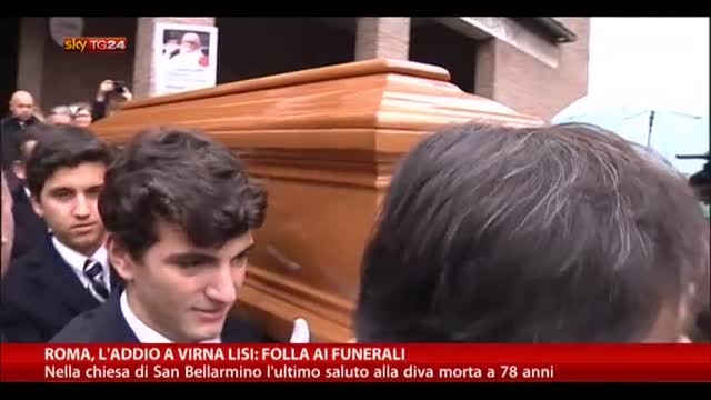 Roma, l'addio a Virna Lisi: folla ai funerali