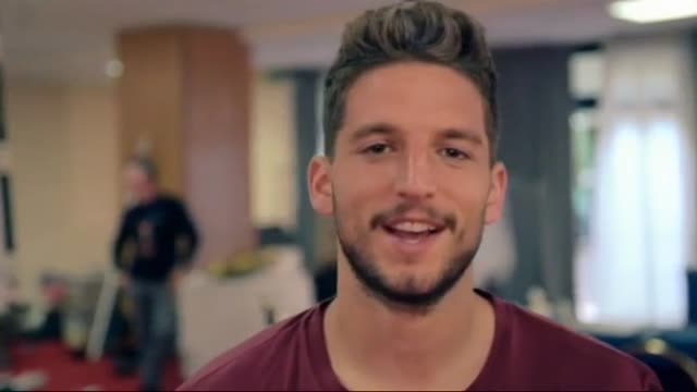 Tanti auguri dal Napoli