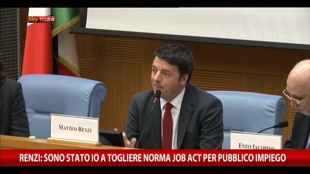 Renzi: io ho tolto norma Jobs Act per pubblico impiego