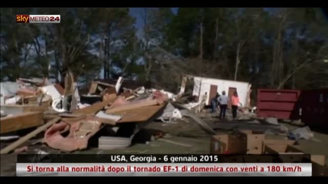 USA, ricostruzione dopo il tornado di domenica in Georgia