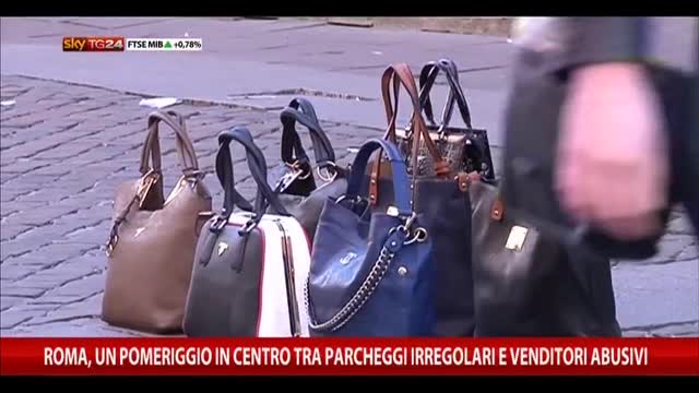 Roma, tra parcheggi irregolari e venditori abusivi