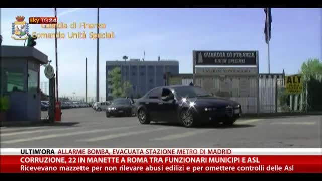 Corruzione, 22 in manette a Roma
