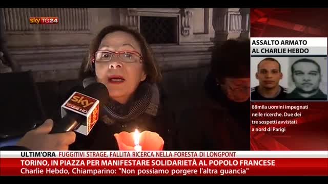 Torino, manifestazione per solidarietà al popolo francese