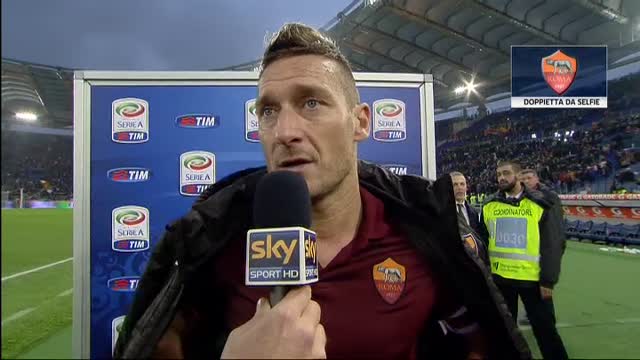 Roma: Totti, doppietta da selfie nel derby