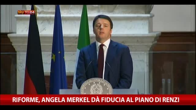 Riforme, Angela Merkel dà fiducia al piano Renzi