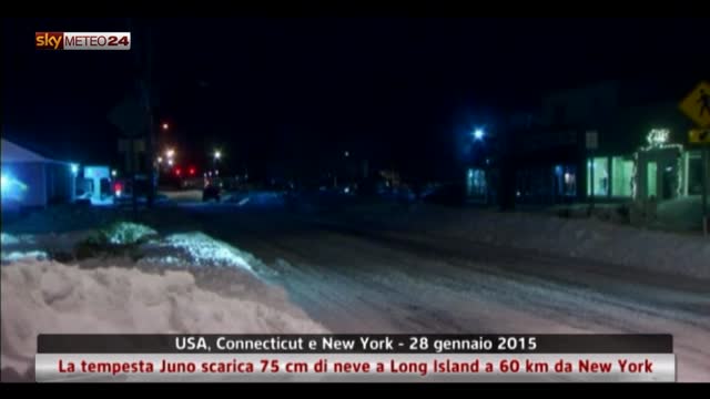USA, la tempesta Juno scarica 75 cm di neve a Long Island