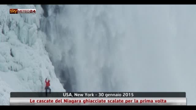 Le cascate del Niagara ghiacciate scalate per la prima volta