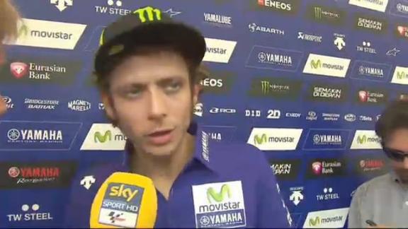 Rossi: "Siamo migliorati, questa Yamaha si guida bene"