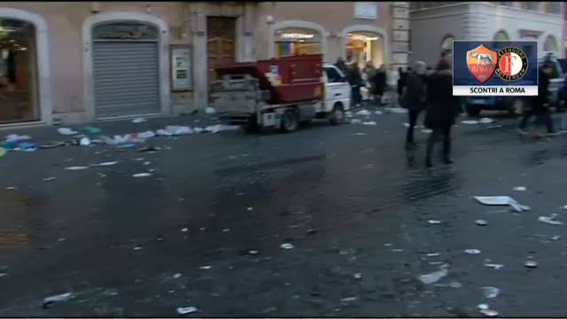 Caos a Roma, Piazza di Spagna diventa un campo di battaglia
