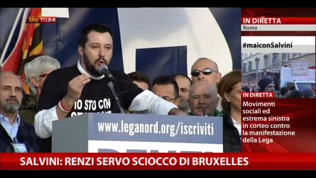 Lega, Salvini: Renzi servo sciocco di Bruxelles
