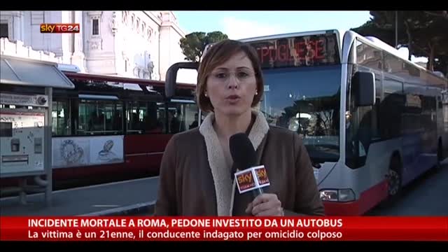 Incidente mortale a Roma, pedone investito da un autobus