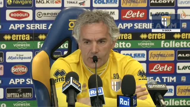 Parma, Donadoni: "Vorrei giocare anche io contro l'Atalanta"