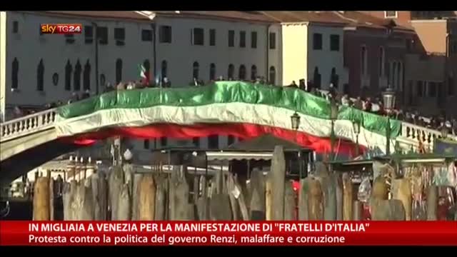 In migliaia a Venezia per manifestazione Fratelli d'Italia