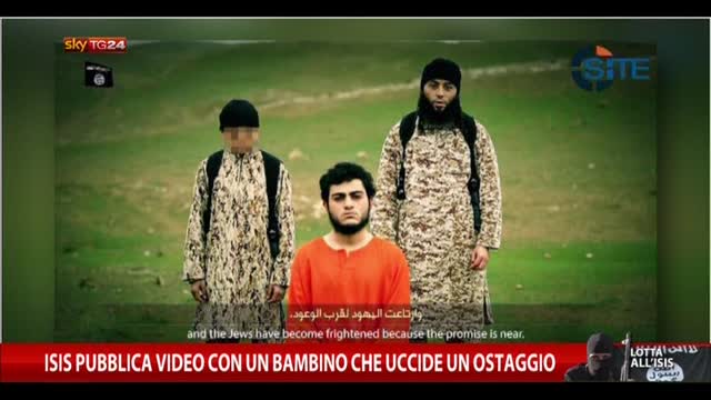 Isis pubblica video con un bambino che uccide un ostaggio