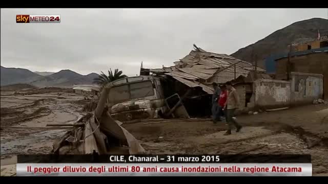 Cile, peggior diluvio degli ultimi 80 anni causa inondazioni