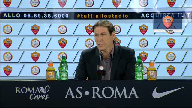 Garcia non convoca Totti. "Con il Napoli sia una festa"