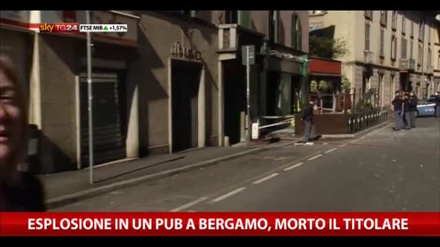 Esplosione in un pub a Bergamo, morto il titolare
