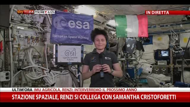Spazio, Renzi si collega con Samantha Cristoforetti