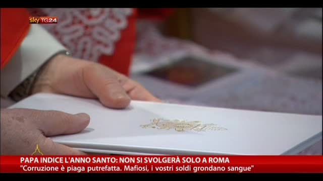 Papa indice l'Anno Santo: non si svolgerà solo a Roma