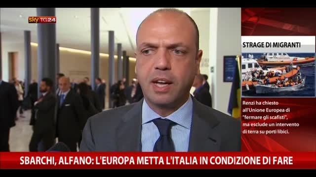 Sbarchi, Alfano: "Europa metta Italia in condizione di fare"