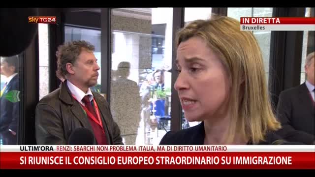 Mogherini: attaccare trafficanti di essere umani