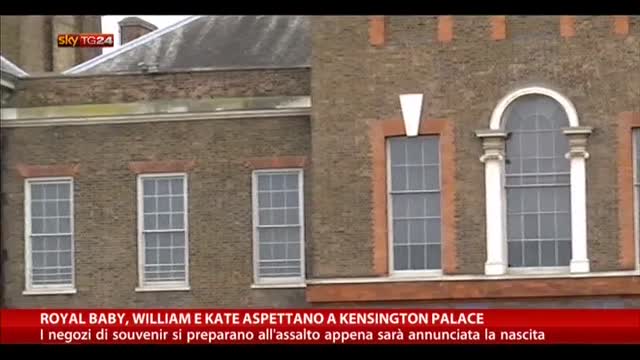 Royal baby, William e Kate aspettano a Kensington Palace