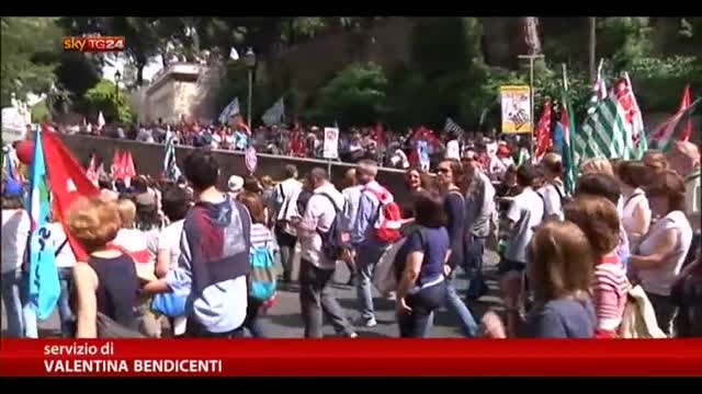 Scuola, 80 mila studenti in piazza in tutta Italia