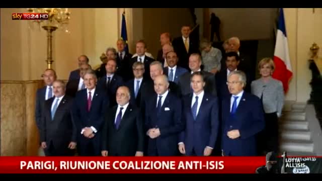 Parigi, meeting della cooperazione anti-Isis