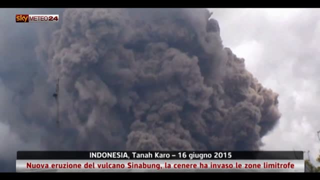 Vulcano Sinabung in Indonesia, evacuazioni in corso