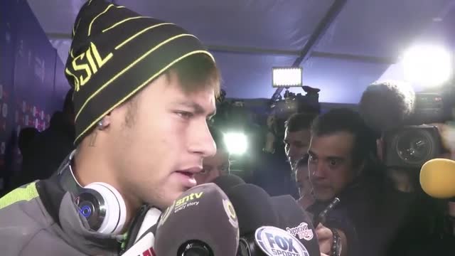 Neymar dopo l'espulsione: "Mi assumo le mie responsabilità"
