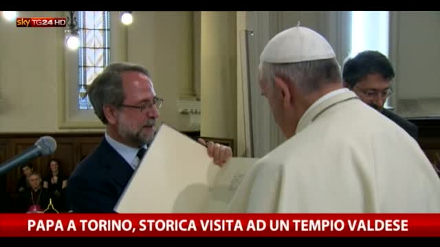 Papa, concluso viaggio apostolico a Torino
