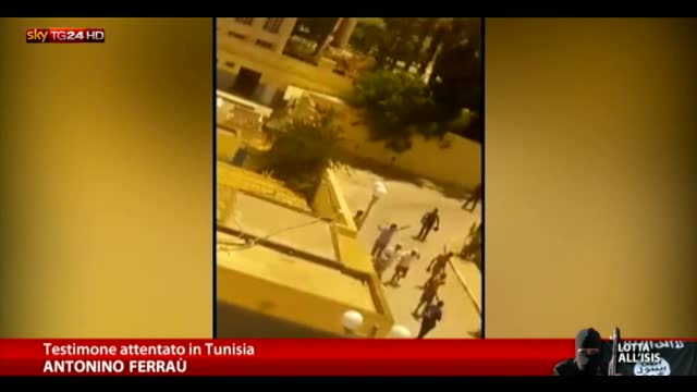 Tunisia, testimone: i terroristi sono scesi da un gommone