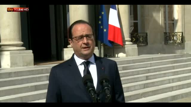 Hollande: deploro la scelta di Atene, l'accordo era vicino