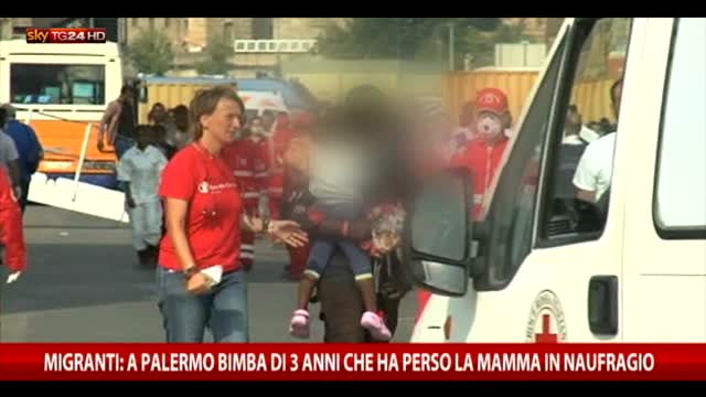 Migranti, a Palermo bimba che ha perso la mamma in naufragio