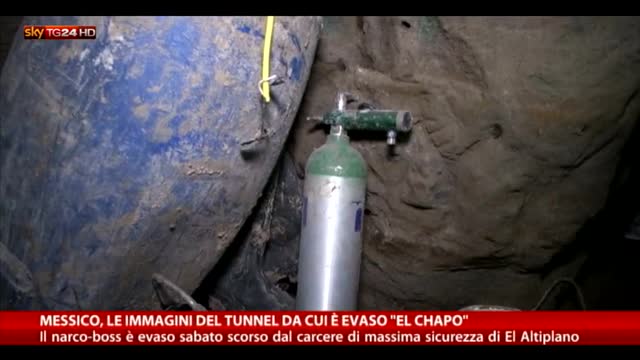 Messico, le immagini del tunnel da cui è evaso "El Chapo"