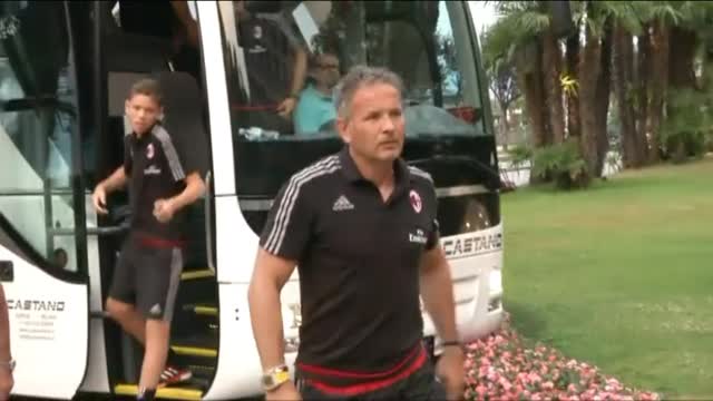 Lo spirito Milan, tutti a cena con Mihajlovic