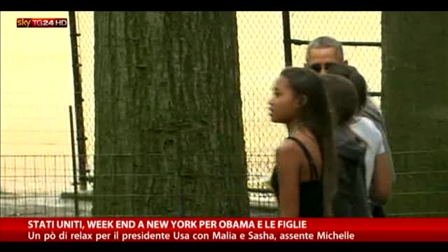 Stati Uniti, week end a New York per Obama e le figlie