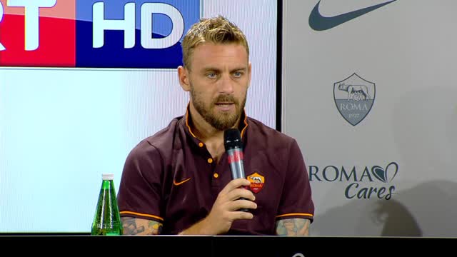De Rossi: "La Juve parte favorita, ma Roma prima rivale"