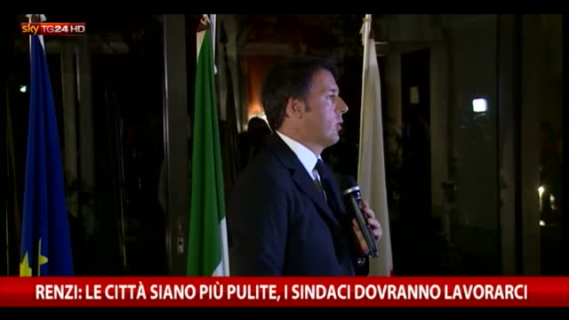 Renzi: "Basta piangersi addosso, soprattutto al Sud"