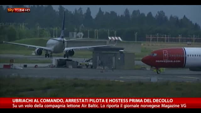 Lettonia, arrestati piloti e hostess ubriachi prima del volo