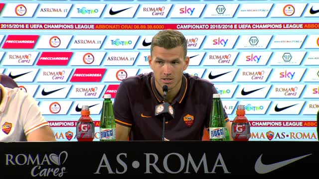 Dzeko: "Spero di ripetere i successi ottenuti con il City"